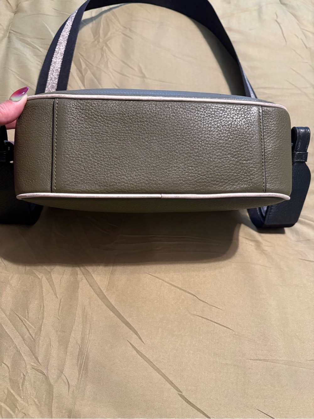 Coach Olive Green Leather Crossbody with White Trim - Picture 3 of 5